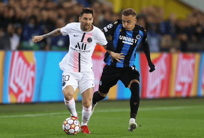 CRISTIANO RONALDO og Lionel Messi i Champions League